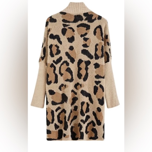 Miss Sparkling Khaki Leopard Print Cardigan. Color: Khaki. Size L - Picture 3 of 7